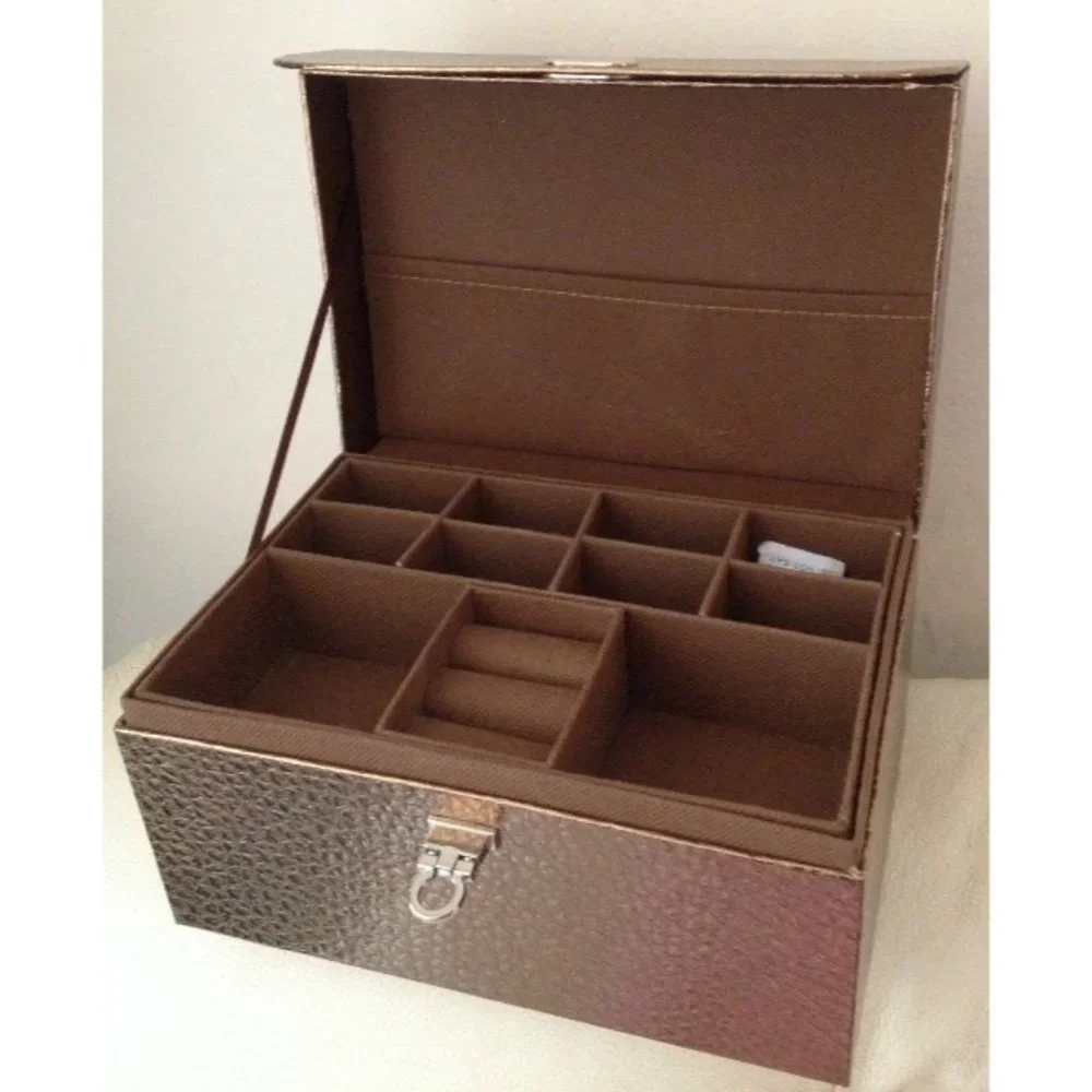 Makeup Jewelry Box Hand Bag Case Training Box Brown Gold Cardboard GWP NEW